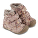 Bundgaard Petit Mid Lamb Rose Milli, lambanahkse voodriga talvesaapad. Lohk ninal.