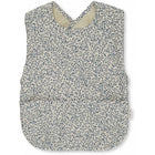 Konges Sløjd Comea big bib - Blue Blossom Mist, taskuga