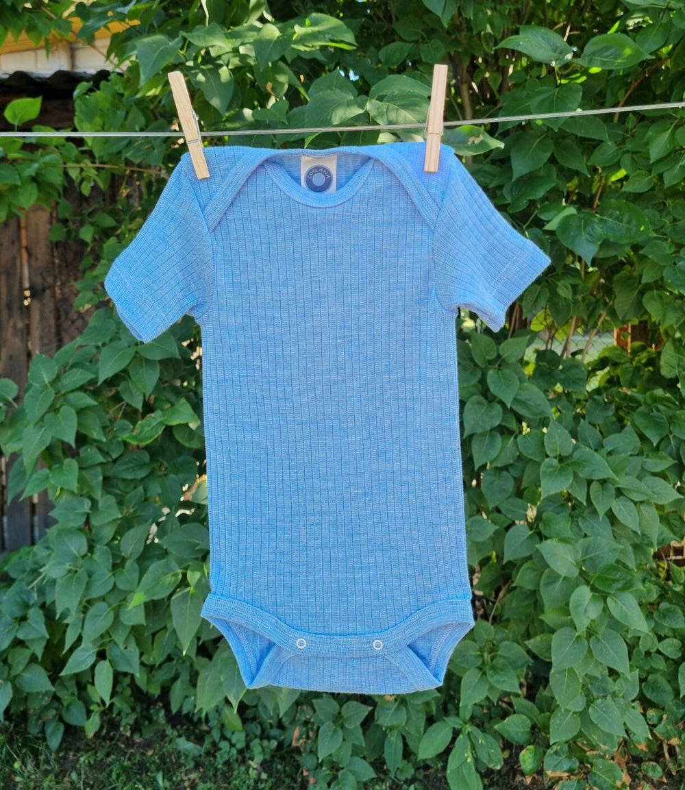 Cosilana lühikese varrukaga body, siid+meriinovill+puuvill, sinine