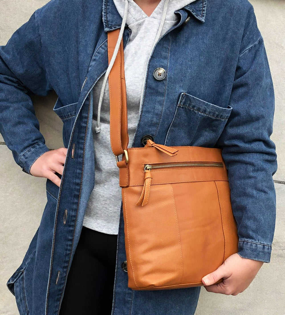 Treats nahast crossbody-kott Sophie Common Cognac