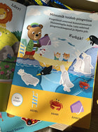 Mõmmik ja loomad. Minu esimene kleepsuraamat