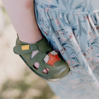 Tikki Nido nahast barefoot-sandaalid, Fox