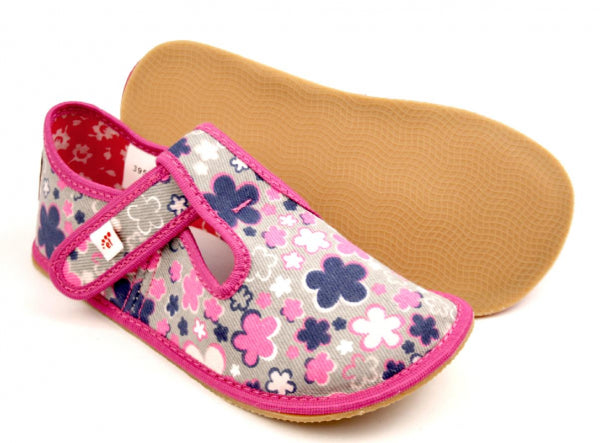 EF Barefoot sisejalatsid, Lilled