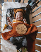 MiniMilla musliinkangast beebimüts, chocolate bear