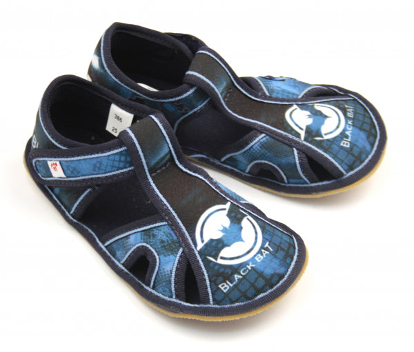 EF Barefoot sisejalatsid, Black Bat