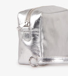 Treats Alberte, väike naturaalsest nahast crossbody-kott - Silver