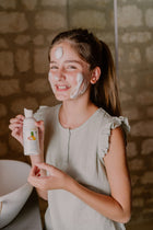 TOOFRUIT Douce Mousse orgaaniline seebivaba näopesuvaht lastele ananassi ja kookosega, 100 ml