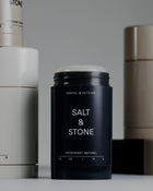 Salt & Stone naturaalne deodorant-geel tundlikule nahale, Santal & Vetiver