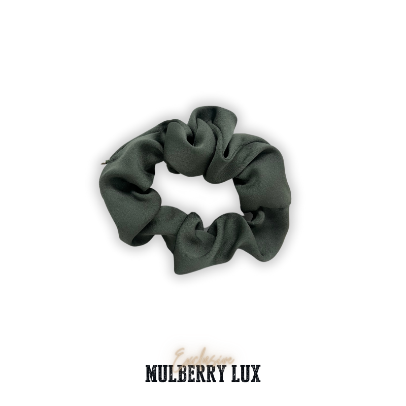 Hairjewelz by Elle Mulberry Lux siidist scrunchie “Olive”