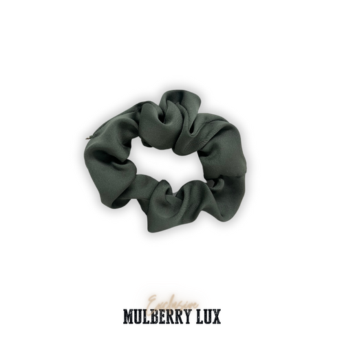 Hairjewelz by Elle Mulberry Lux siidist scrunchie “Olive”