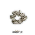 Hairjewelz by Elle Mulberry Lux siidist scrunchie “Pearl”