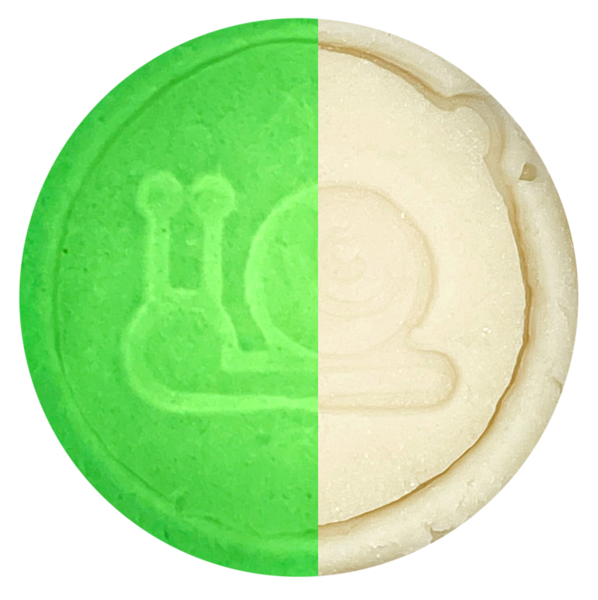 Milda Playdough Laimilõhnaline helendav plastiliin KUU, 150g.