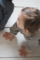 Konges Sløjd MEO meriinovillane kampsun, Cream Navy Stripe