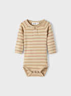 Lil Atelier GEO Slim body, orgaanilisest puuvillast, warm sand