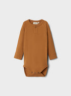 Lil Atelier ISAK Slim body, orgaanilisest puuvillast, chipmunk