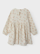 Lil' Atelier musliinkangast BIBA kleit, turtledove/strawberry