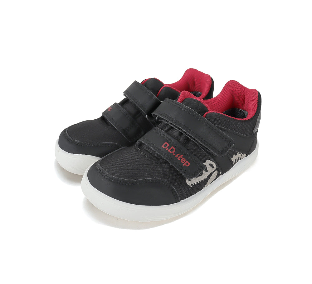 D.D.Step tekstiilist membraaniga veekindlad sporditossud, black/dino