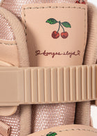 Konges Slojd LED-tuledega rulluisud, cherry blush