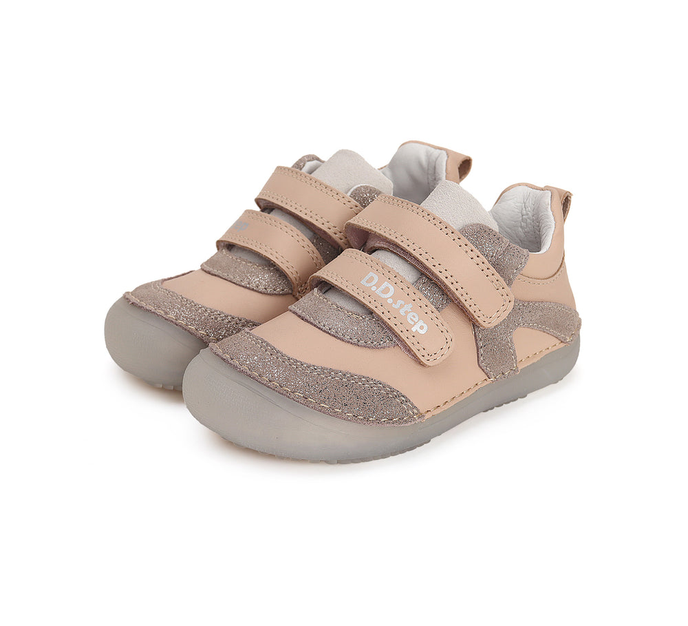 D.D.Step nahast tossud, cream 063