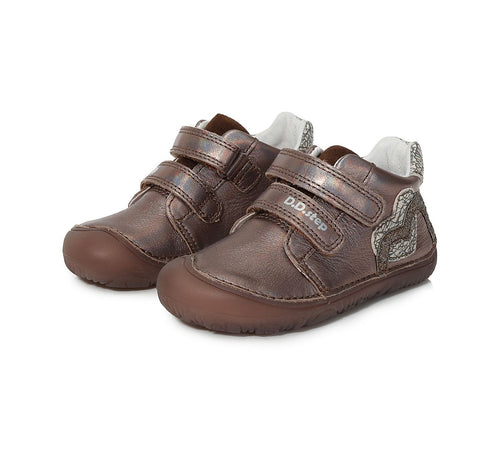 D.D.Step helendava tallaga nahast tossud, bronze/süda 073