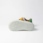 bLIFESTYLE Anura nahast barefoot-tennised