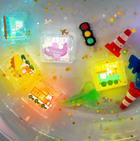 Glo Pals sensoorsed valguskuubikud vanni - Cars Edition