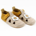 Tikki Nido nahast barefoot sandaalid, Daisy