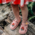 Tikki Nido nahast barefoot-sandaalid, Panda