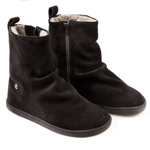 Lang.s by Tikki Shoes vetthülgavast seemisnahast villase voodriga talvesaapad VELVET, black