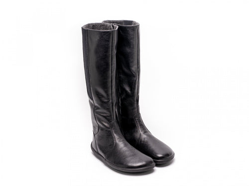 Be Lenka Sierra, black
