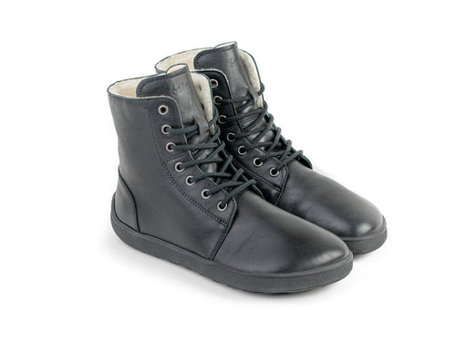 Be Lenka Winter, black