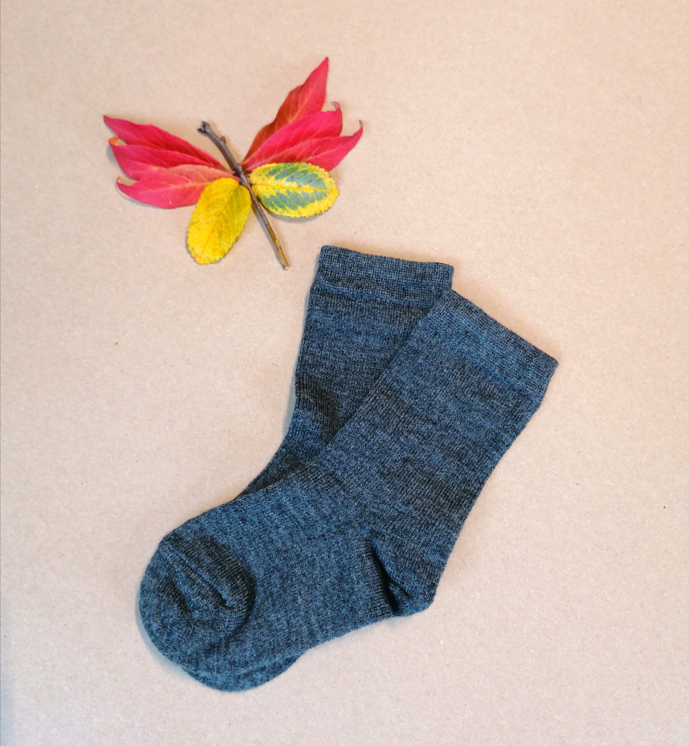 Villane sokk, must Villariided - HellyK - Kvaliteetsed lasteriided, villariided, barefoot jalatsid