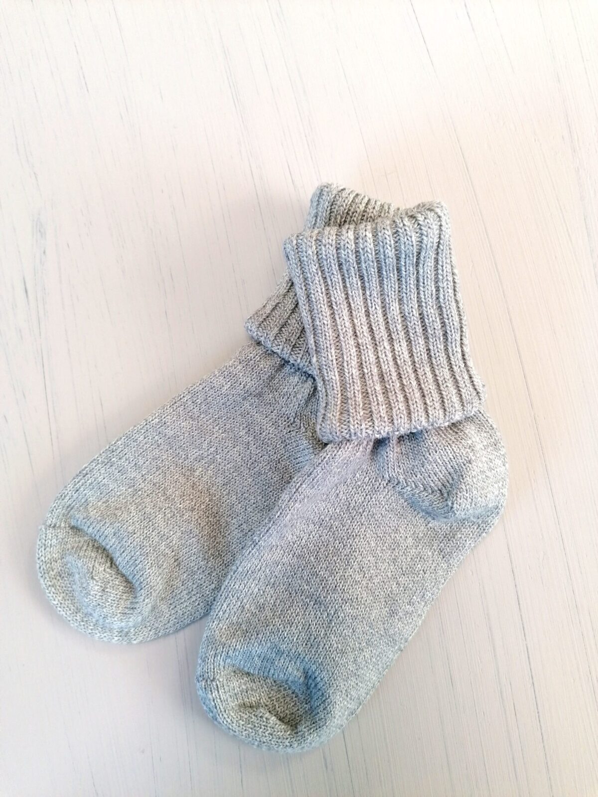 Villane sokk, hall Villariided - HellyK - Kvaliteetsed lasteriided, villariided, barefoot jalatsid