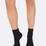 Women_s-Everyday-Ankle-Sock-Black-Front_1