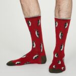 spm581-crimson-red–penguin-bamboo-zoo-animal-socks-in-crimson-red–2