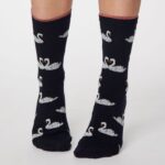 spw465-dark-navy-cigno-bamboo-swan-socks-2
