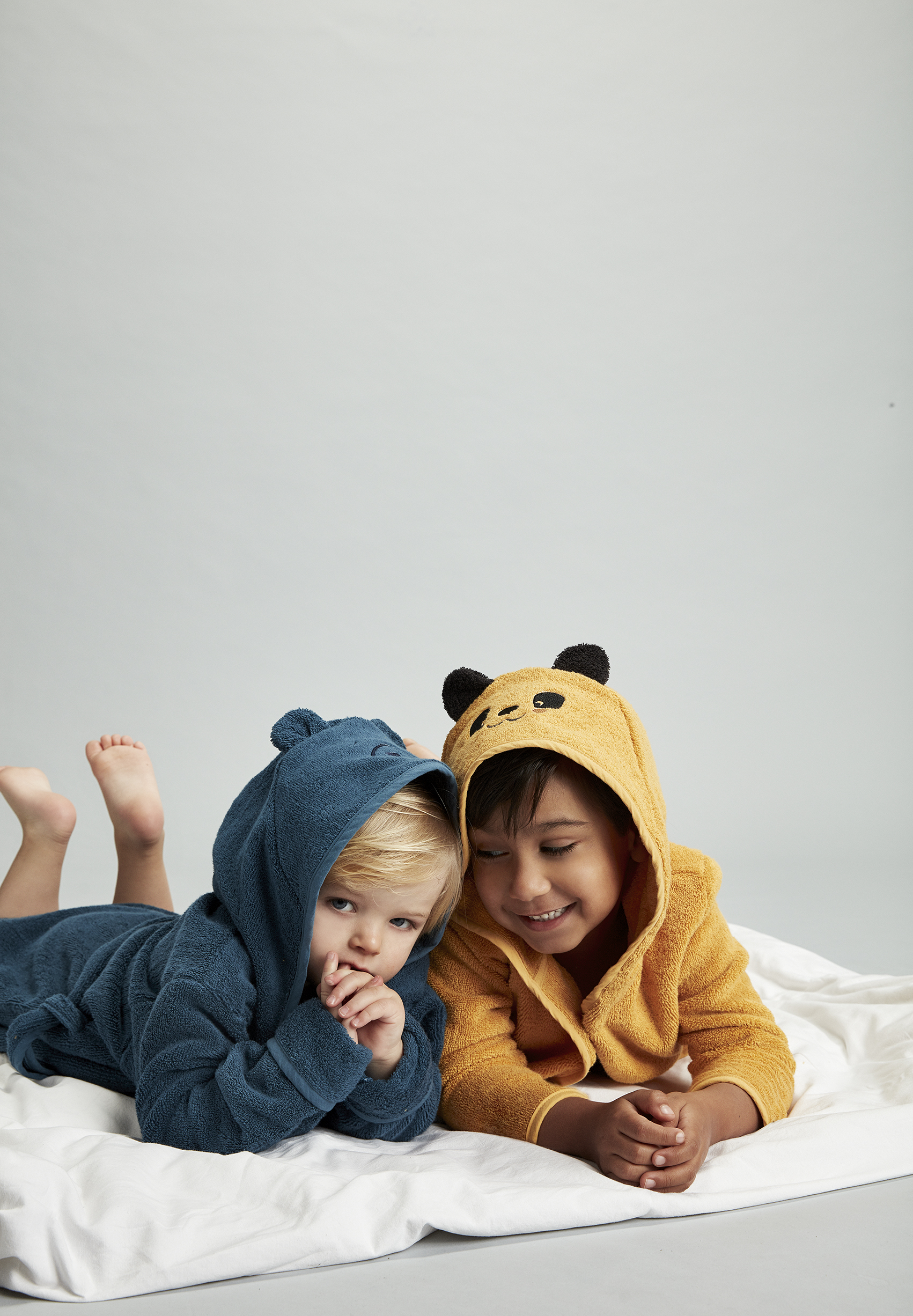 Pippi hommikumantel Panda Vannirätikud/ hommikumantlid - HellyK - Kvaliteetsed lasteriided, villariided, barefoot jalatsid