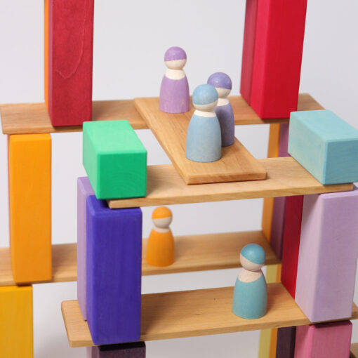 Grimm´s Vikerkaaresõbrad, Pastell Grimm´s puidust mänguasjad - HellyK - Kvaliteetsed lasteriided, villariided, barefoot jalatsid