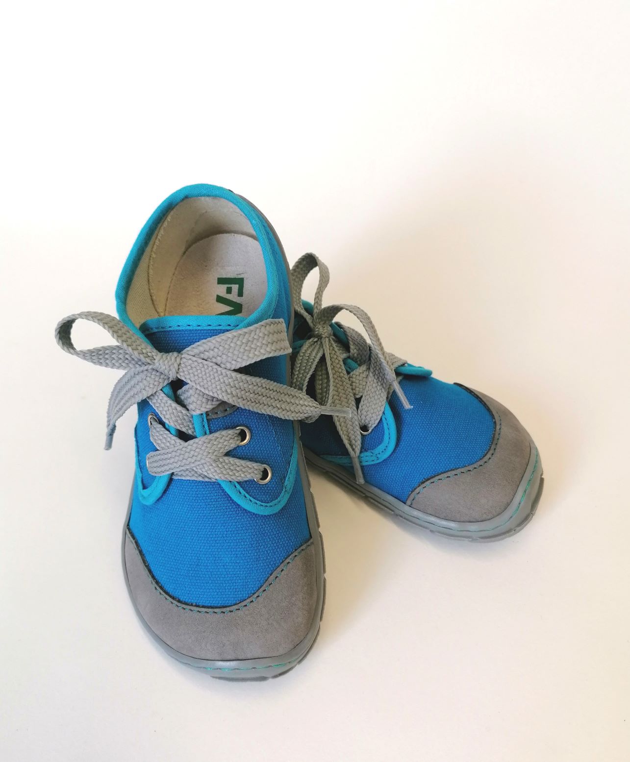 Fare Bare tennised, Sinine Laste barefoot jalatsid - HellyK - Kvaliteetsed lasteriided, villariided, barefoot jalatsid