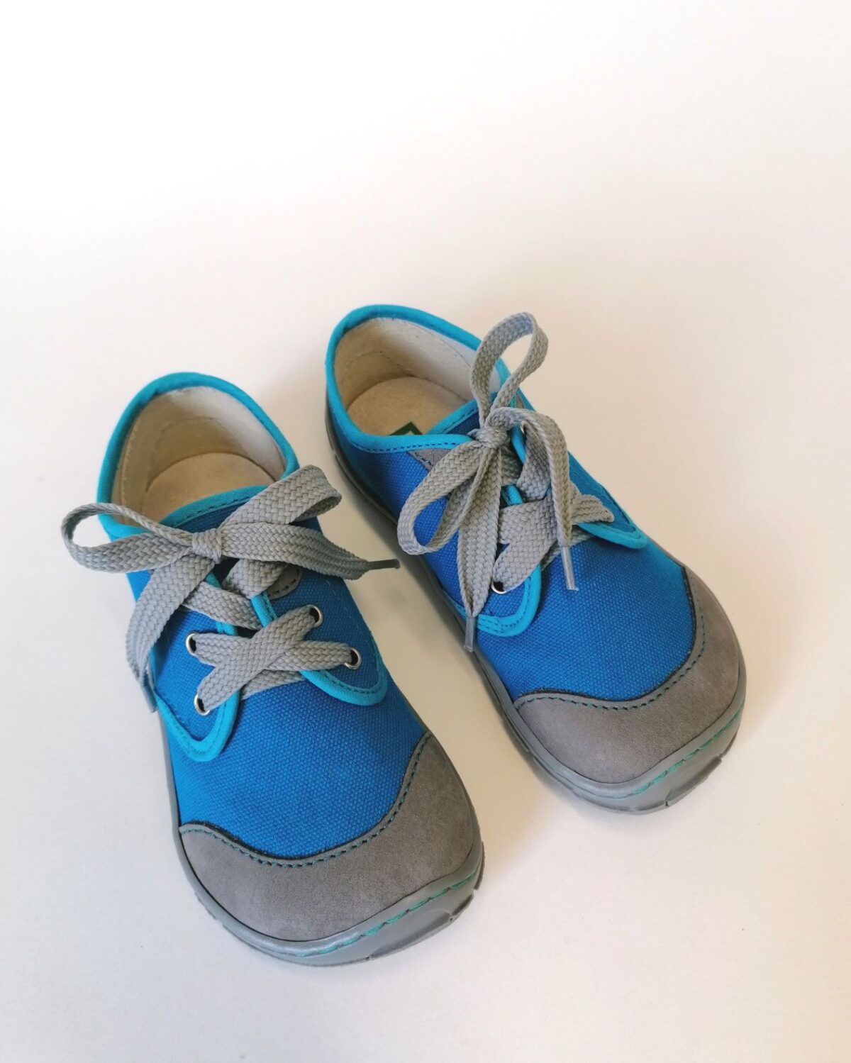 Fare Bare tennised, sinine, paeltega Laste barefoot jalatsid - HellyK - Kvaliteetsed lasteriided, villariided, barefoot jalatsid