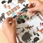 poppik-poster-stickers-affiche-jeu-educatif-animaux-savane-brun-ingela-arrhenius-enfants-3