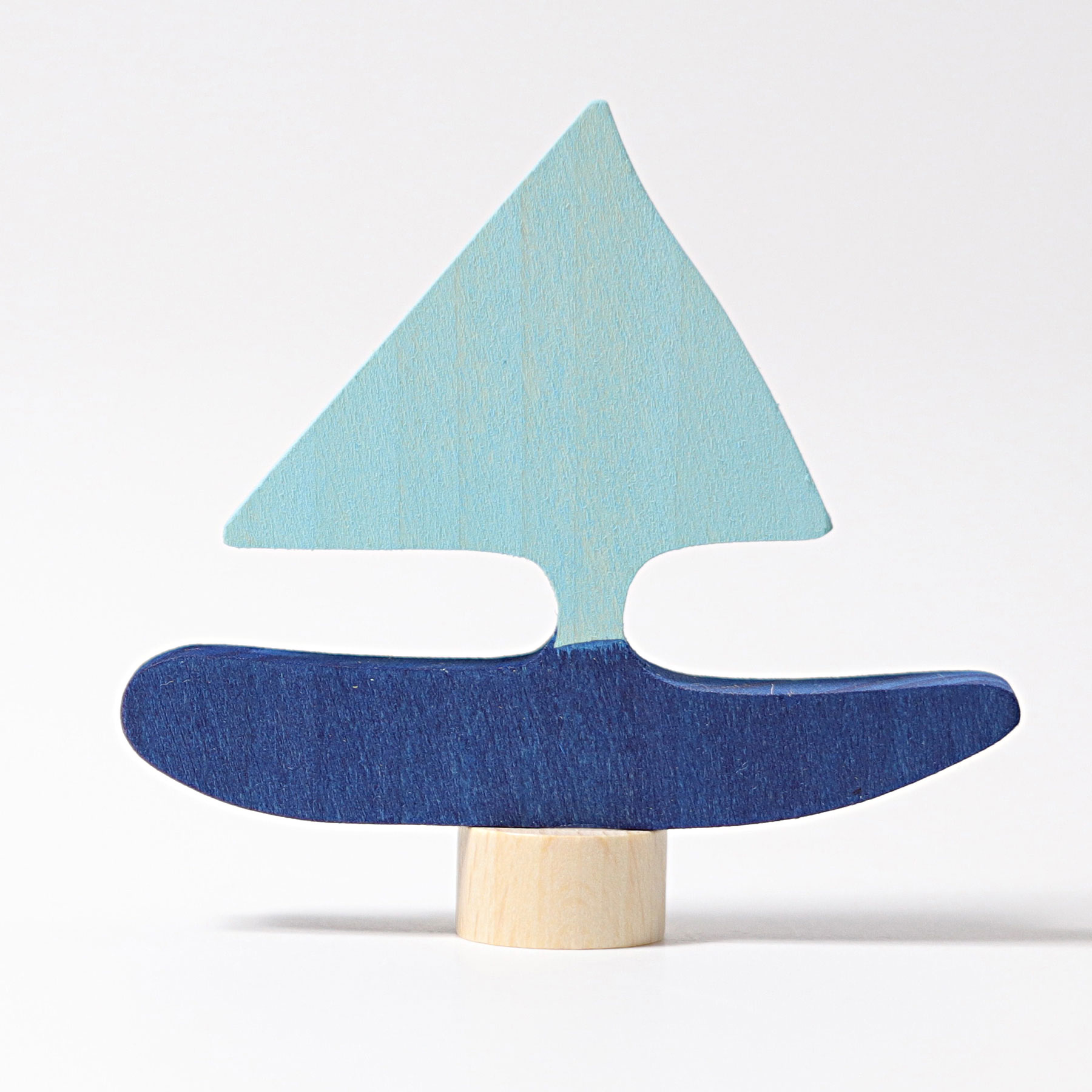 Grimm´s dekoratiivfiguur “Sinine purjekas” Grimm's puidust mänguasjad - HellyK - Kvaliteetsed lasteriided, villariided, barefoot jalatsid