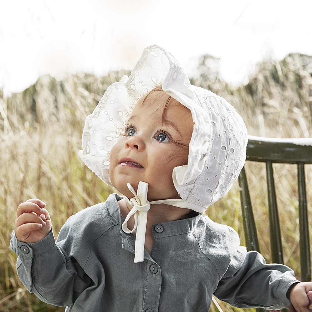 Elodie Details Baby Bonnet – Embroidery Anglaise Beebimütsid - HellyK - Kvaliteetsed lasteriided, villariided, barefoot jalatsid
