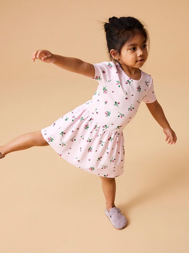 Name It JESSIE kleit, orgaanilisest puuvillast- Cherry Blossom Kleidid/seelikud - HellyK - Kvaliteetsed lasteriided, villariided, barefoot jalatsid