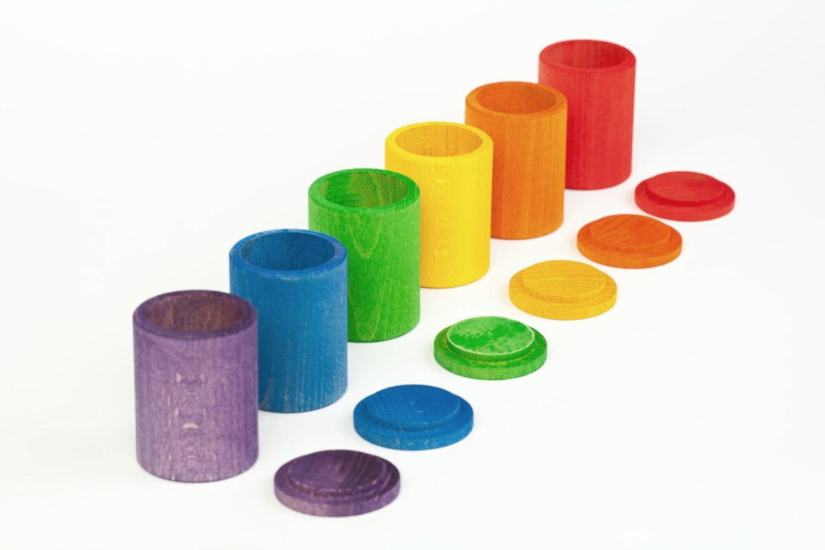 Grapat 6 cups with lid Grapat puidust mänguasjad - HellyK - Kvaliteetsed lasteriided, villariided, barefoot jalatsid