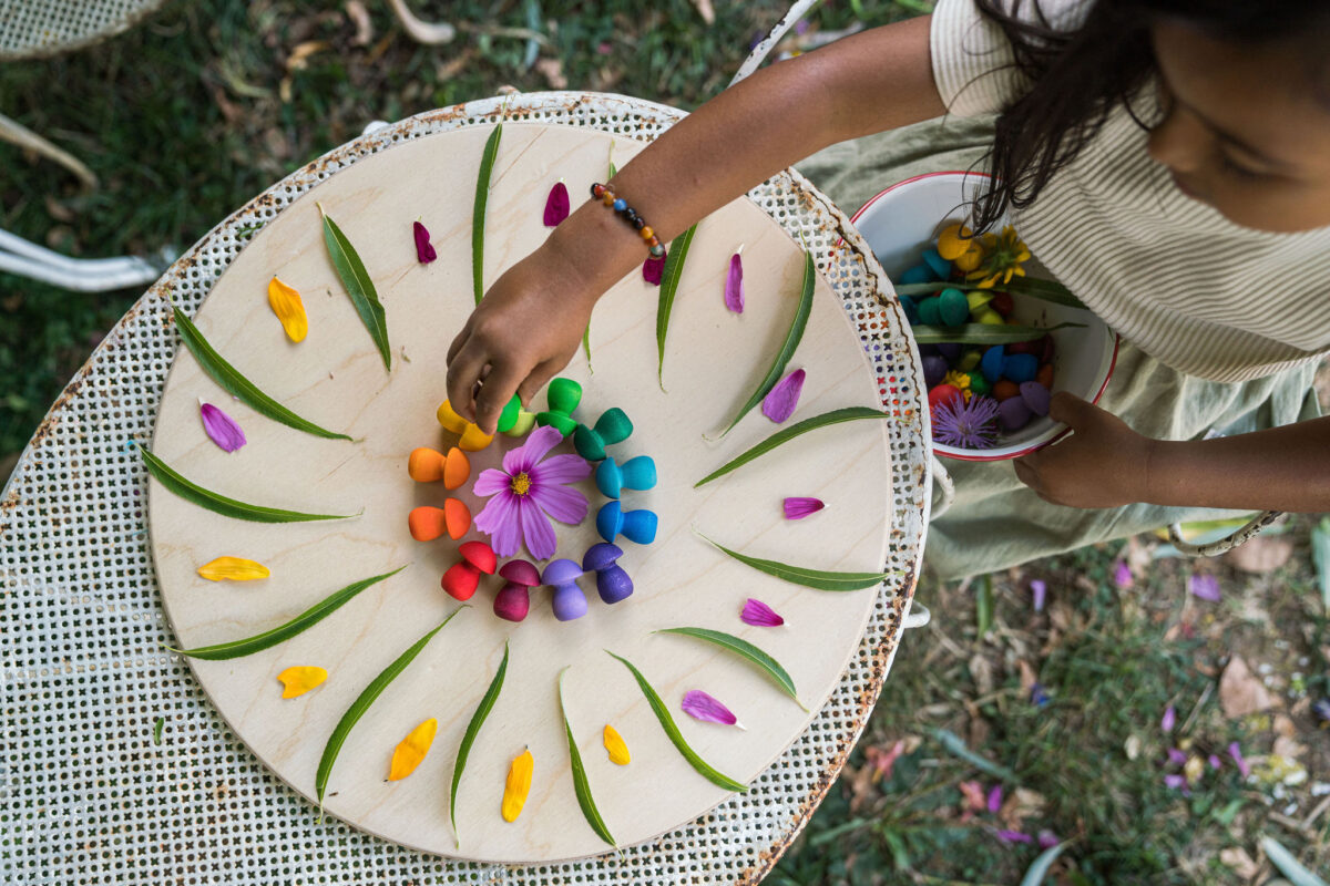 Grapat Mandala Rainbow Mushrooms Grapat puidust mänguasjad - HellyK - Kvaliteetsed lasteriided, villariided, barefoot jalatsid