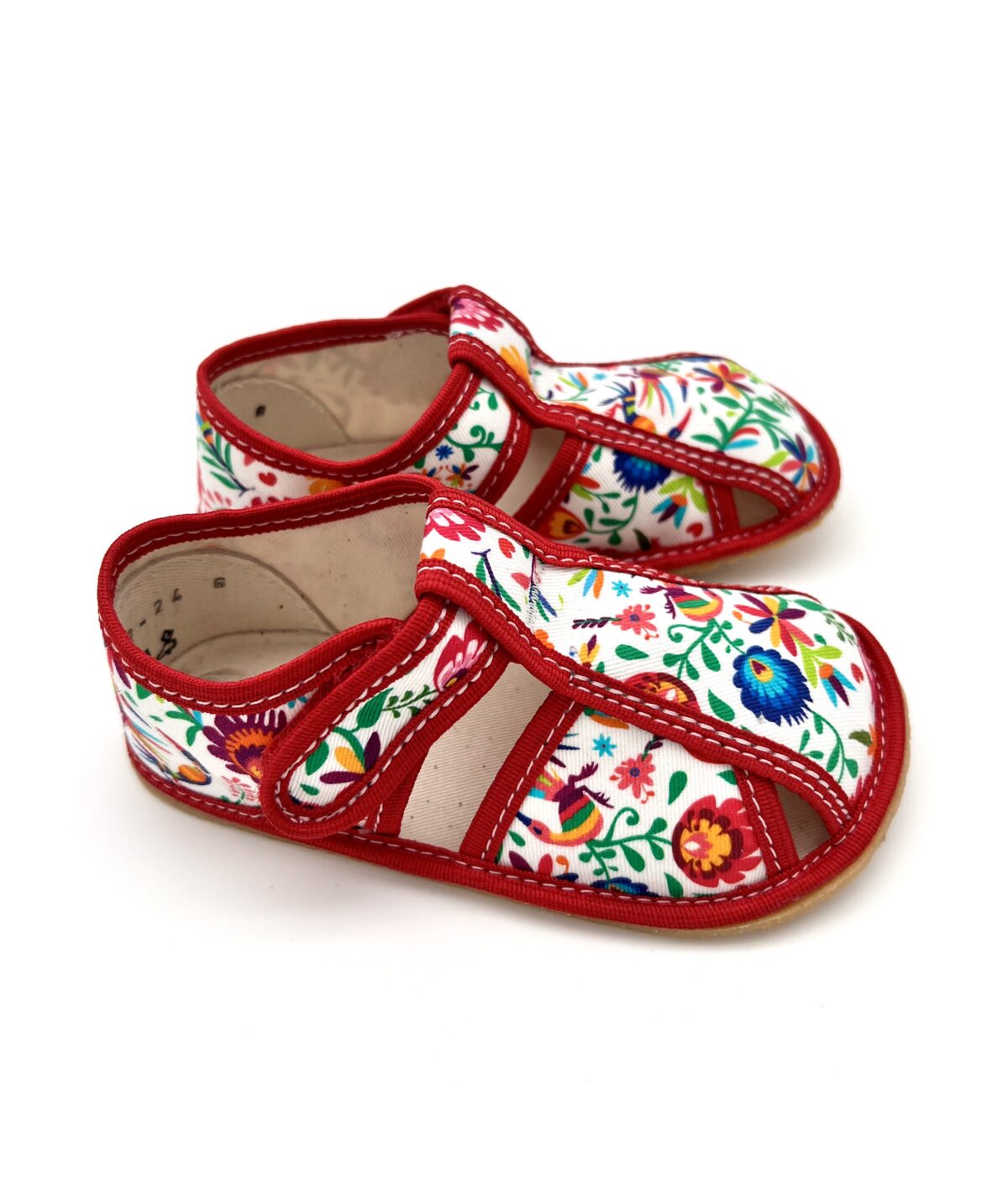 Baby Bare sisejalatsid White Folklore Laste barefoot jalatsid - HellyK - Kvaliteetsed lasteriided, villariided, barefoot jalatsid
