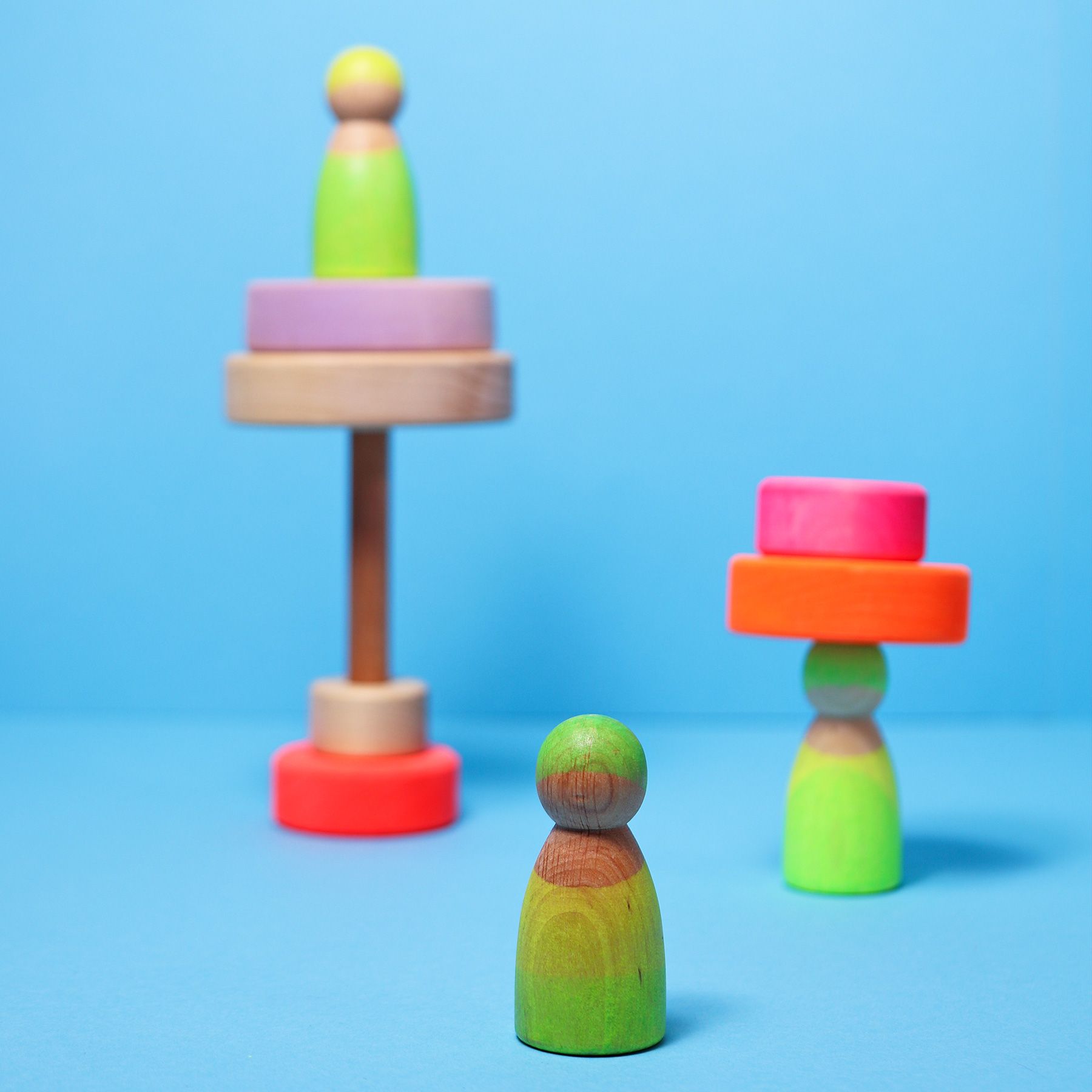 Grimm´s Kolm Neoonsõpra, Roheline Grimm's puidust mänguasjad - HellyK - Kvaliteetsed lasteriided, villariided, barefoot jalatsid