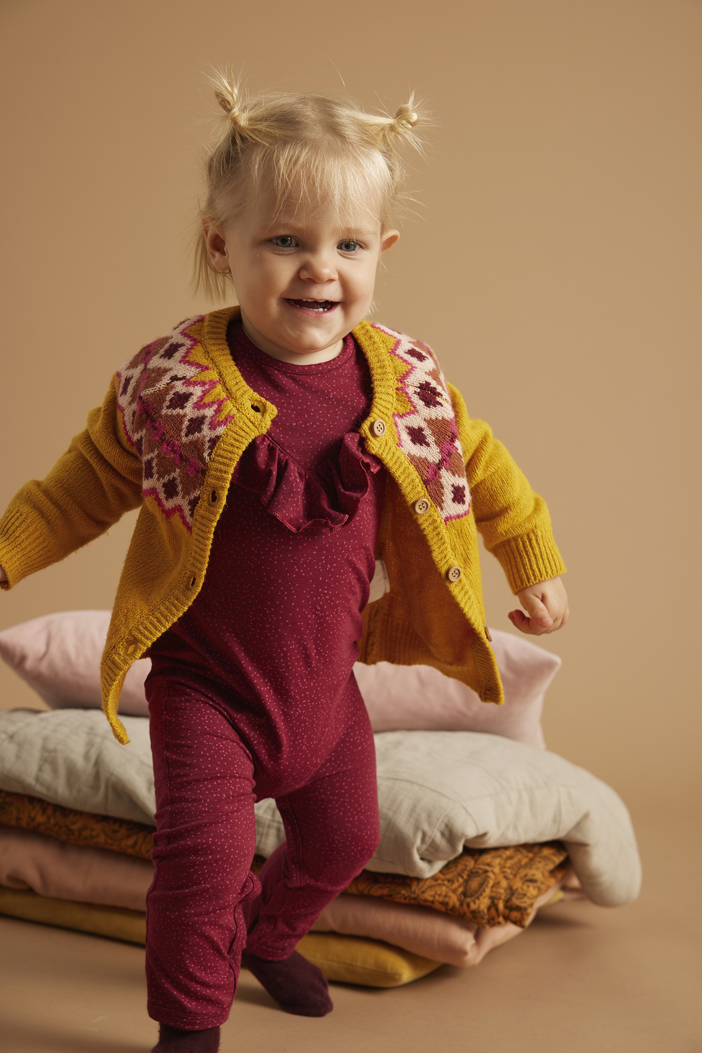 Soft Gallery Mira Knit Cardigan baby, Old Gold Villariided - HellyK - Kvaliteetsed lasteriided, villariided, barefoot jalatsid