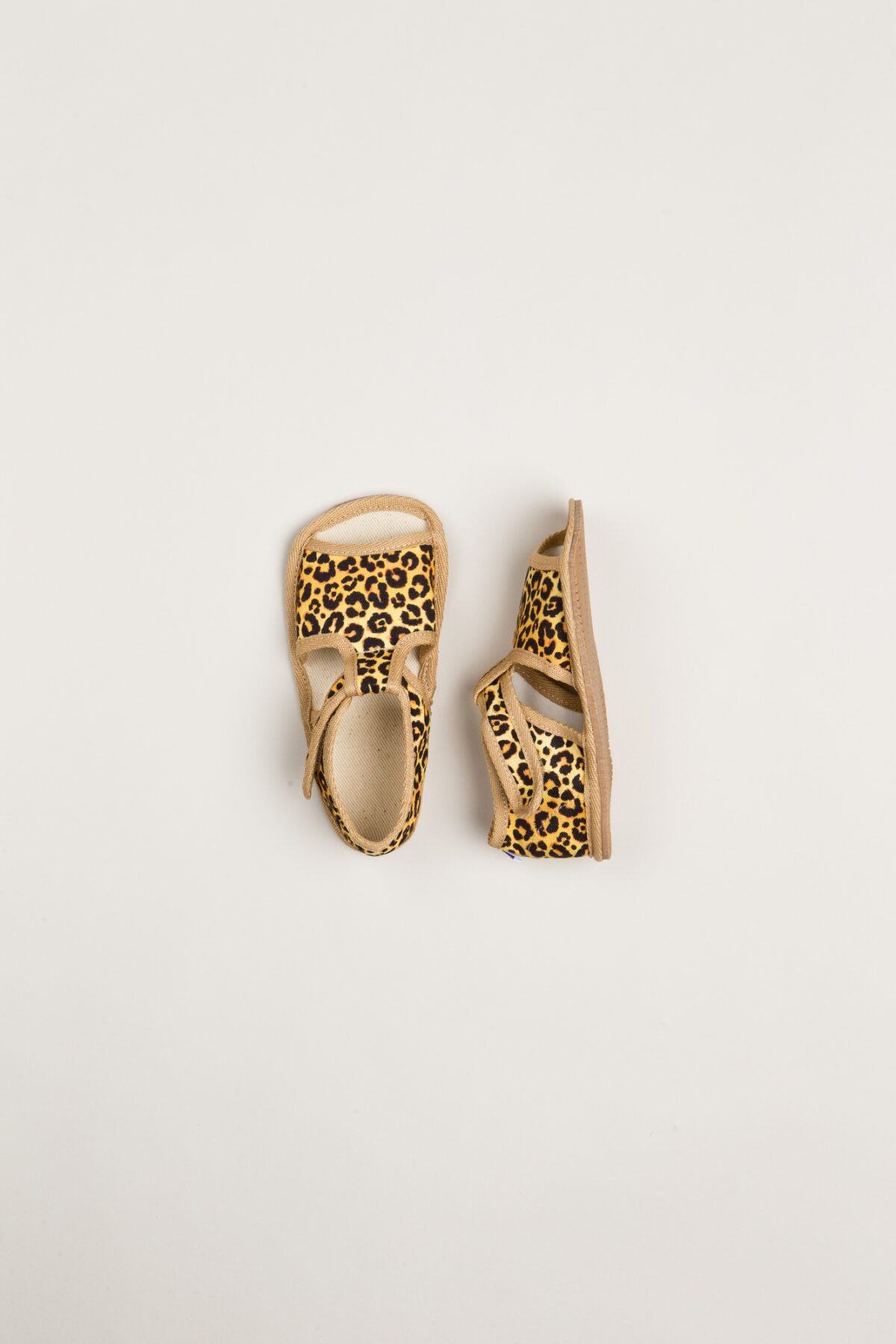 Milash sisejalats Monica- COOL KIDS leopard Laste barefoot jalatsid - HellyK - Kvaliteetsed lasteriided, villariided, barefoot jalatsid